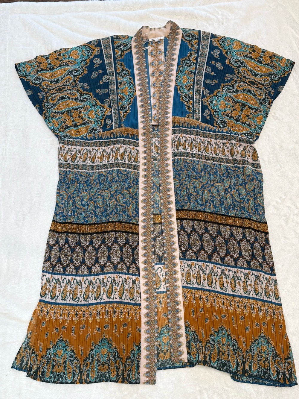 DR2 Teal and Mustard Paisley cover up